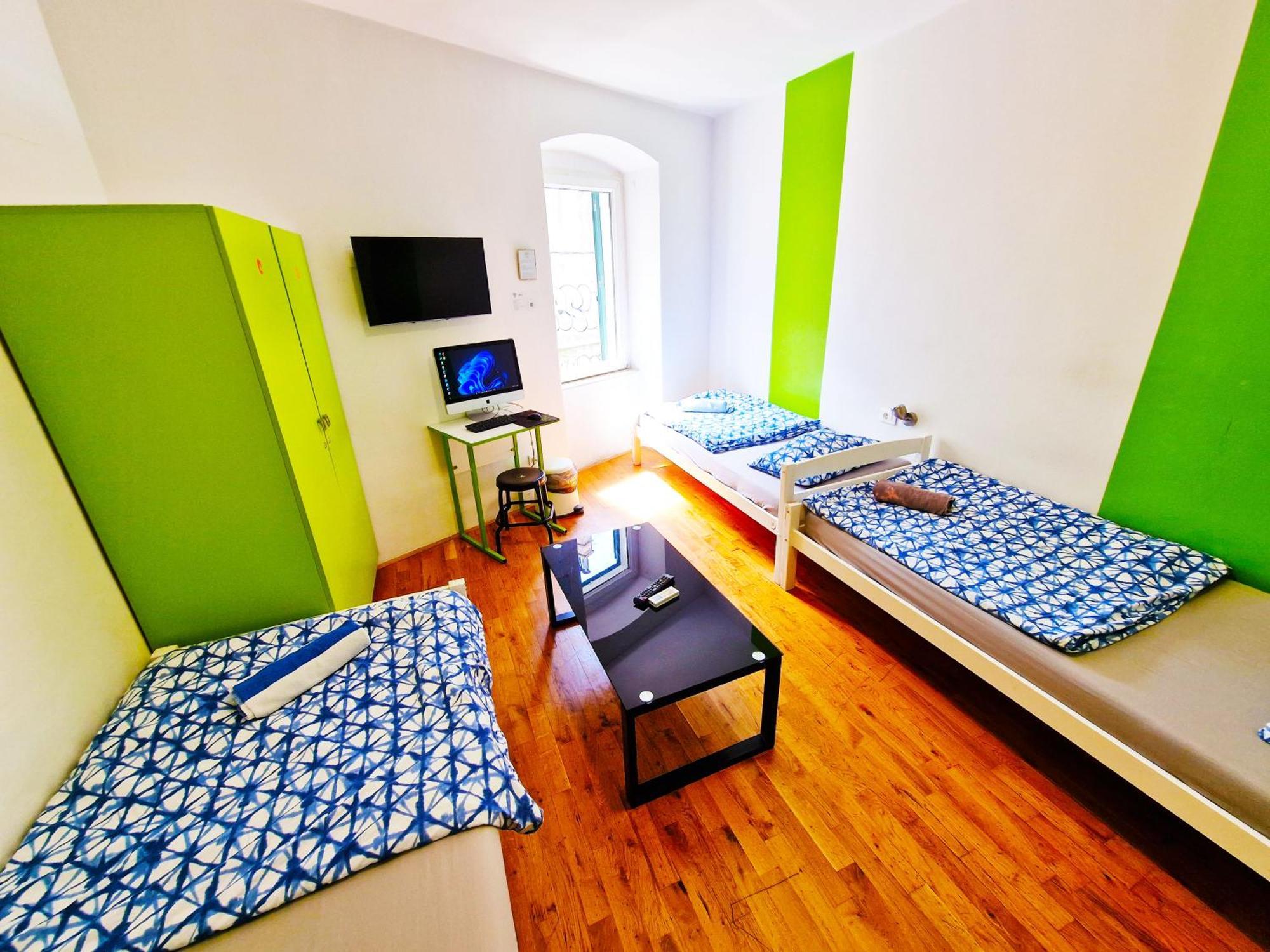Croparadise Hostel Split Eksteriør bilde