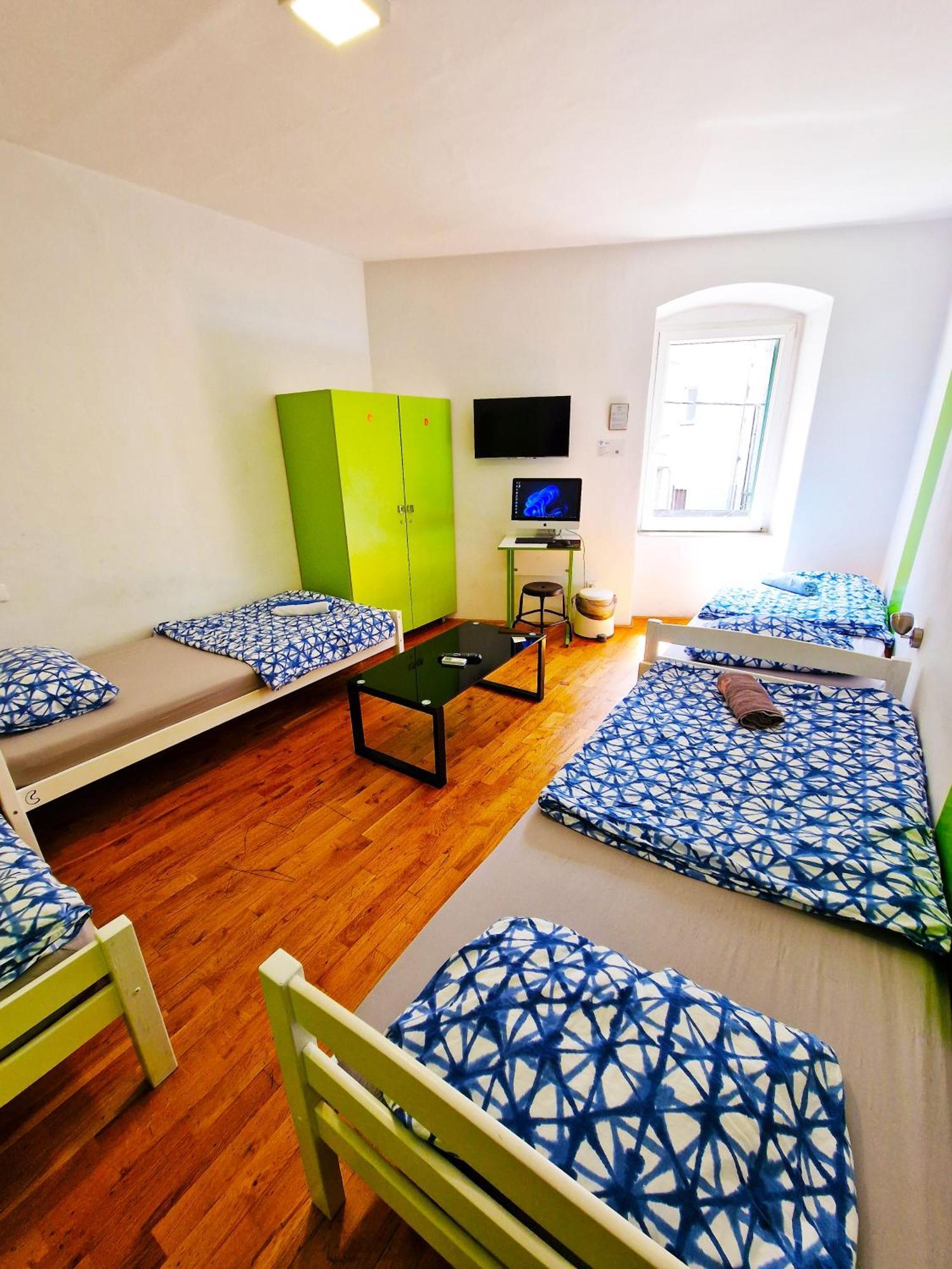 Croparadise Hostel Split Eksteriør bilde
